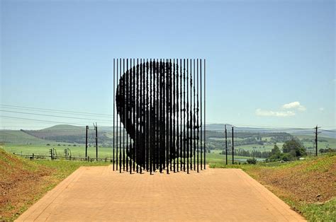   Le Nelson Mandela Capture Site: Un lieu chargé d'histoire et une oasis de contemplation !