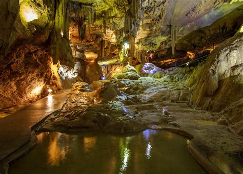 Les grottes de la Reine du ciel: un trésor mystérieux dans la terre de Chifeng!